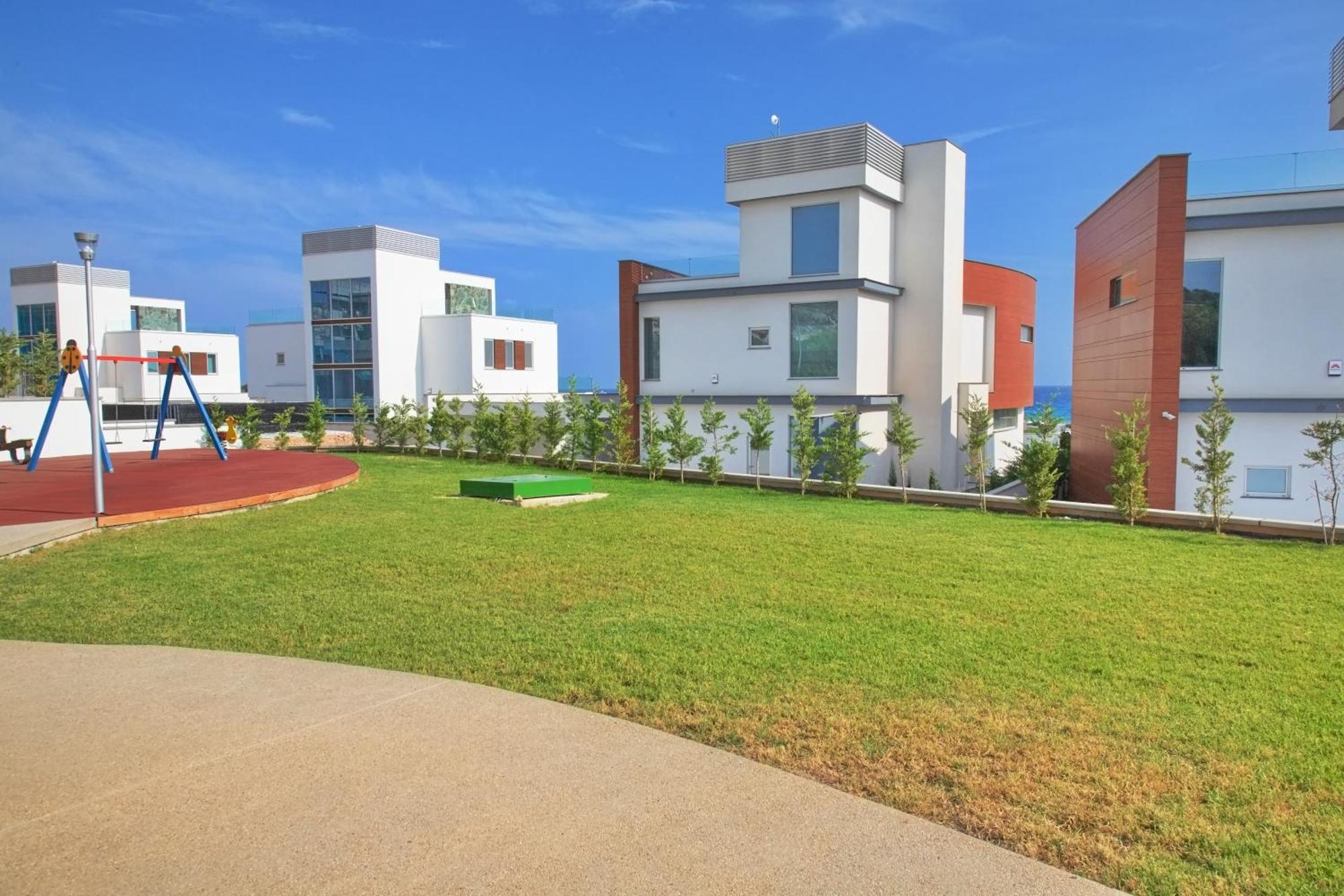 Beachfront Luxury Villa Idania Ayia Napa Exterior foto
